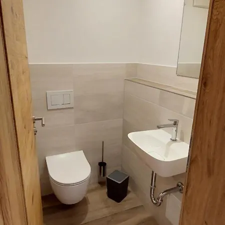Leni Apartament