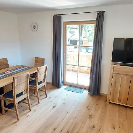 Leni Apartment